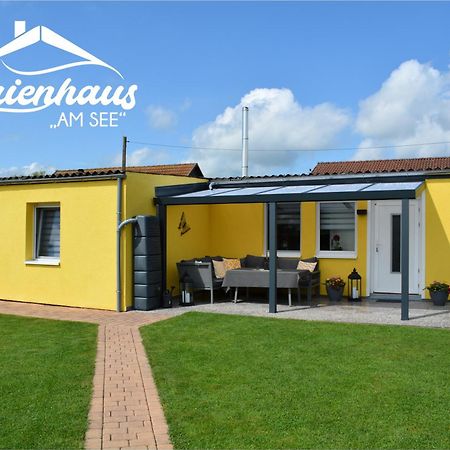 Ferienhaus "Am See" An der Schmucke エクステリア 写真